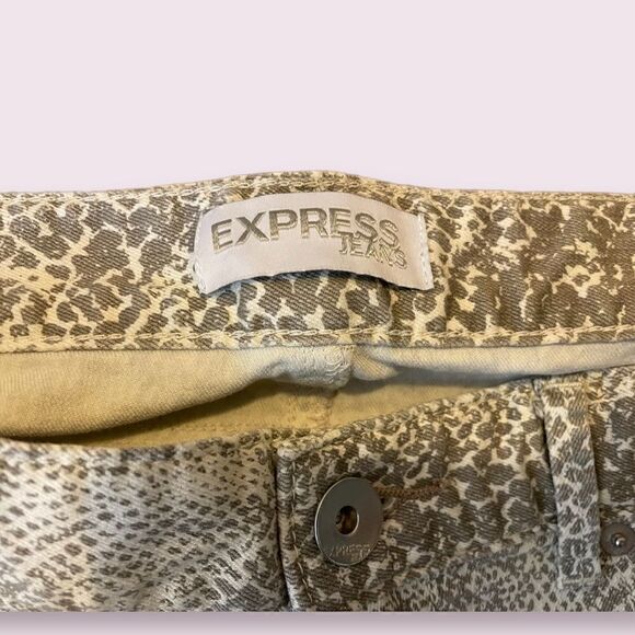Express Stella Ankle Jeans  - Picture 9 of 9